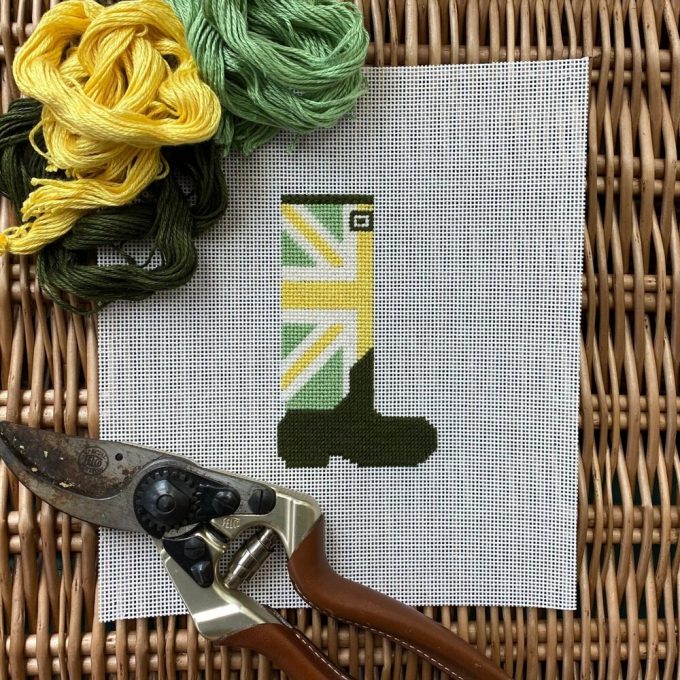 Wellie Boot Union Jack Custard|Watercress|Harrod's Green - Tout Le Monde Needlepoint